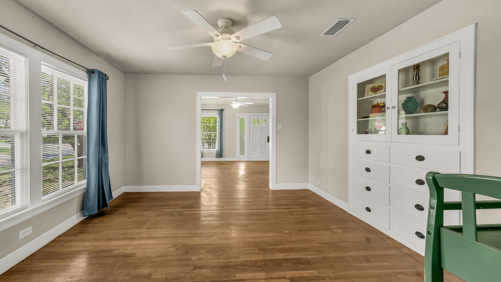 1715 N Oak Avenue Mineral Wells TX 76067