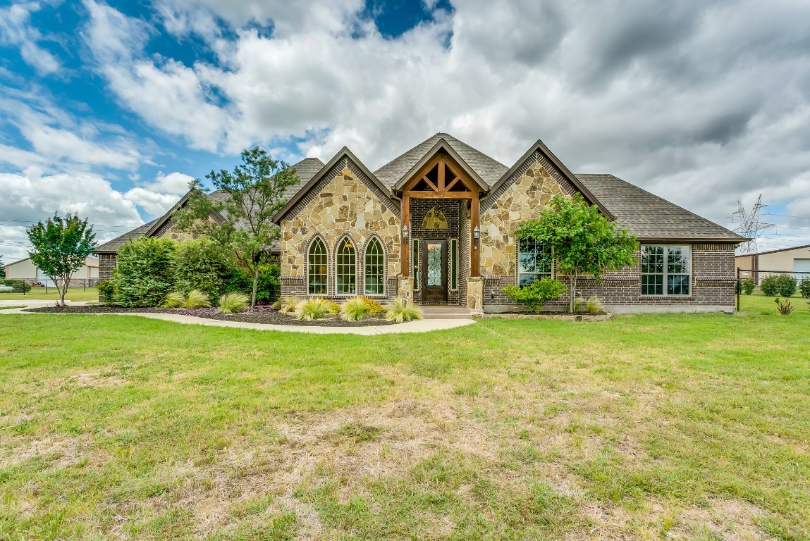 105 Rattling Antler Court Azle TX 76020