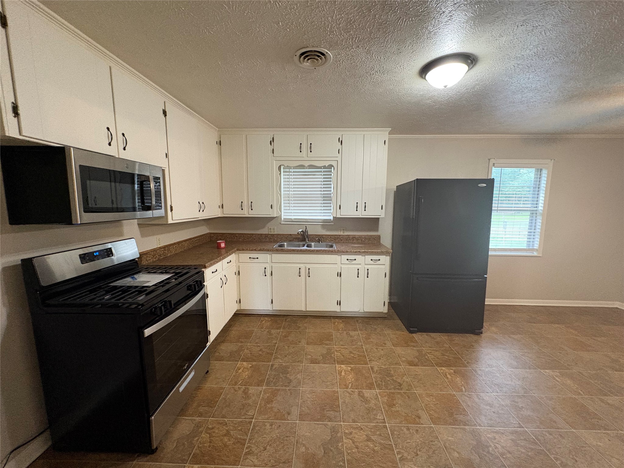 404 W Heron Street Denison TX 75020
