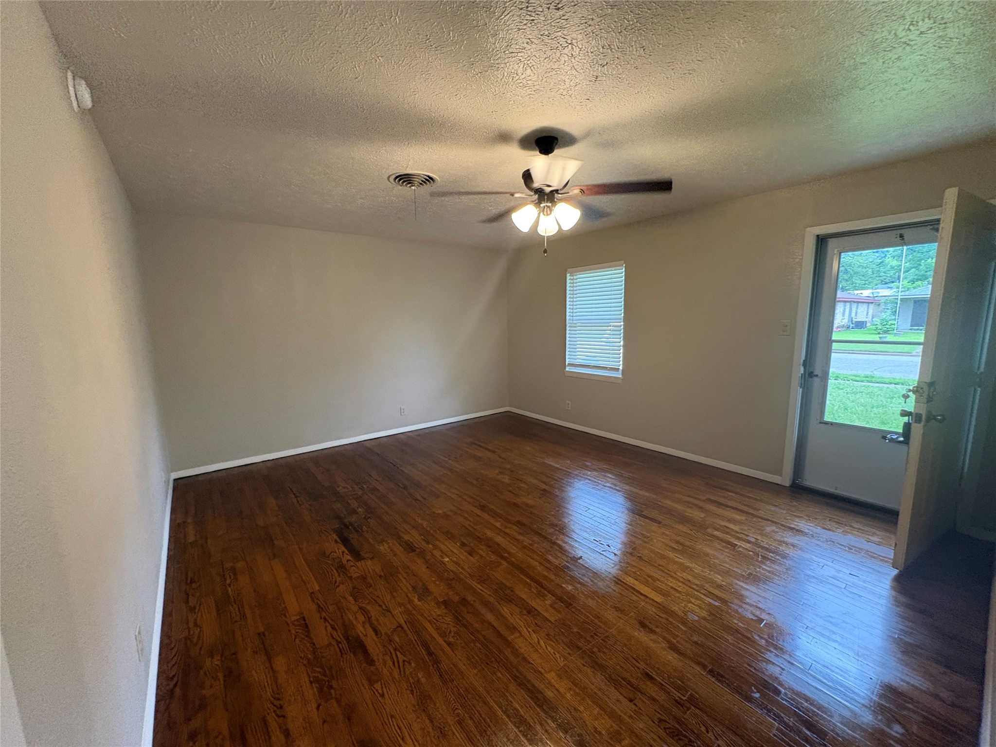 404 W Heron Street Denison TX 75020