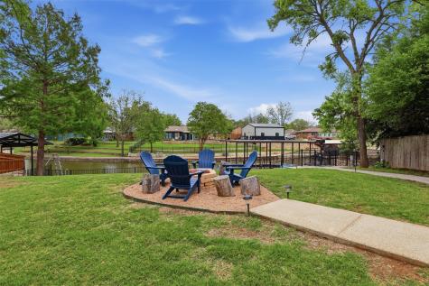 217 Granada Calle Street Granbury TX 76049