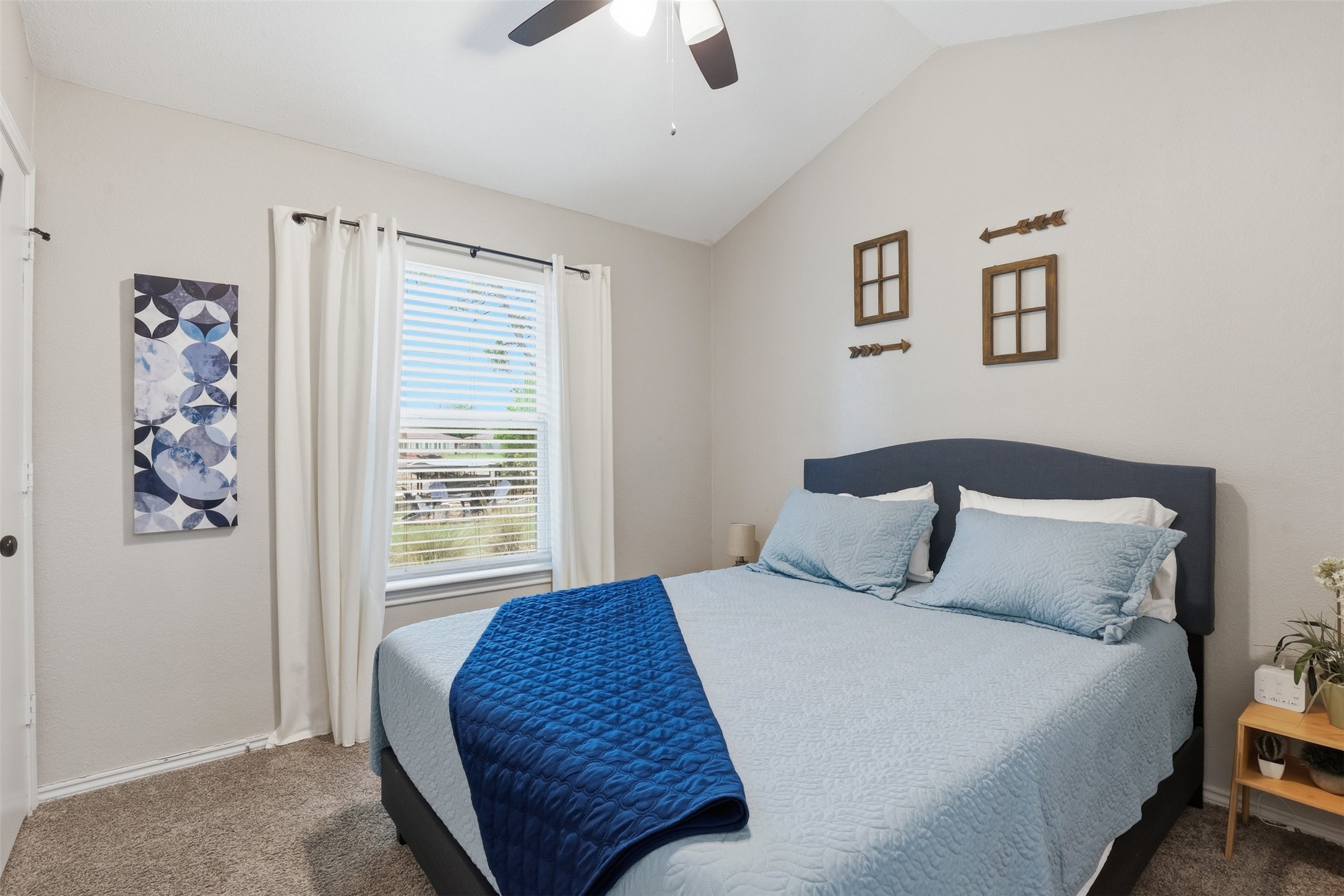 217 Granada Calle Street Granbury TX 76049