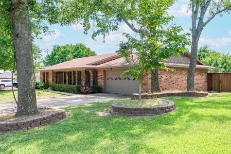 3626 Oakwood Street Denison TX 75020