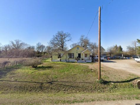 1010 W Simonds Road Seagoville TX 75159