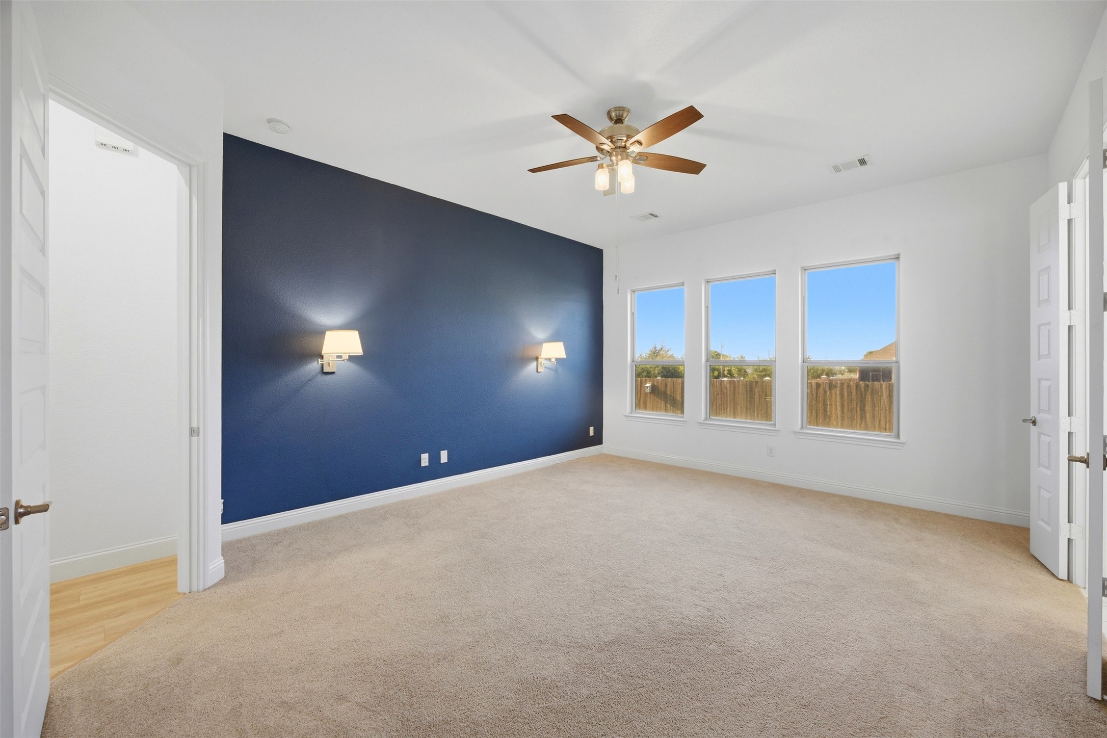 2213 Windy Hill Lane Waxahachie TX 75167