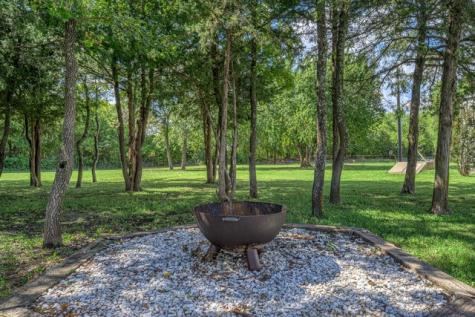 99 Catamaran Court Gordonville TX 76245