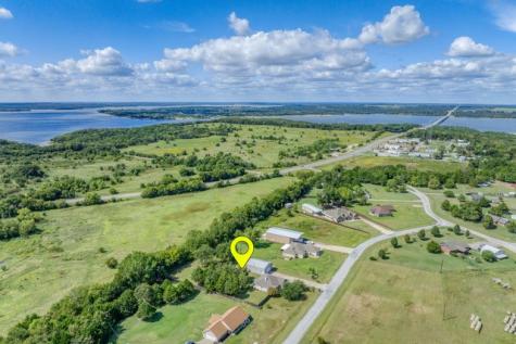 99 Catamaran Court Gordonville TX 76245