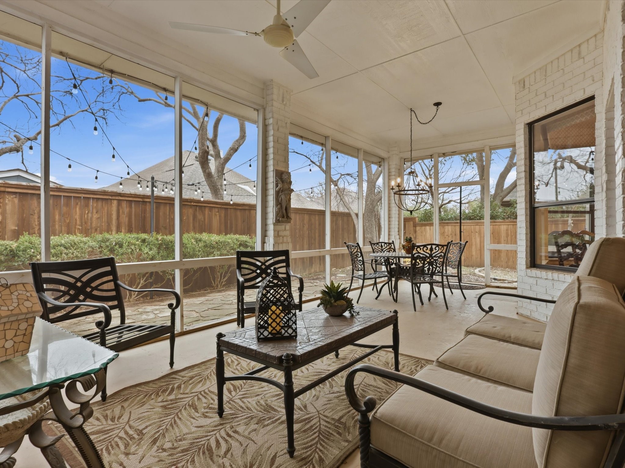 2613 Bent Tree Drive Hurst TX 76054