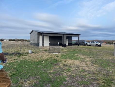 21424 S State Highway 78 Leonard TX 75452