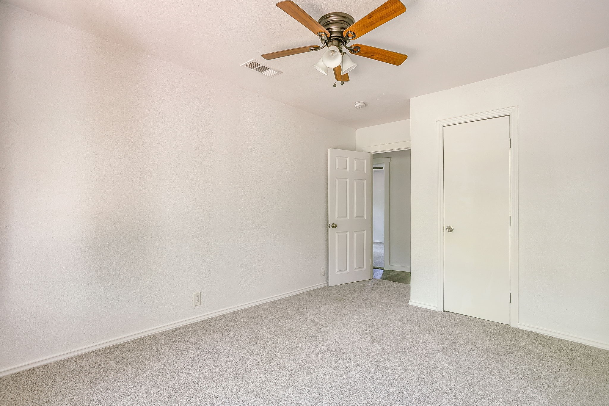 2515 Yeager Street Fort Worth TX 76112