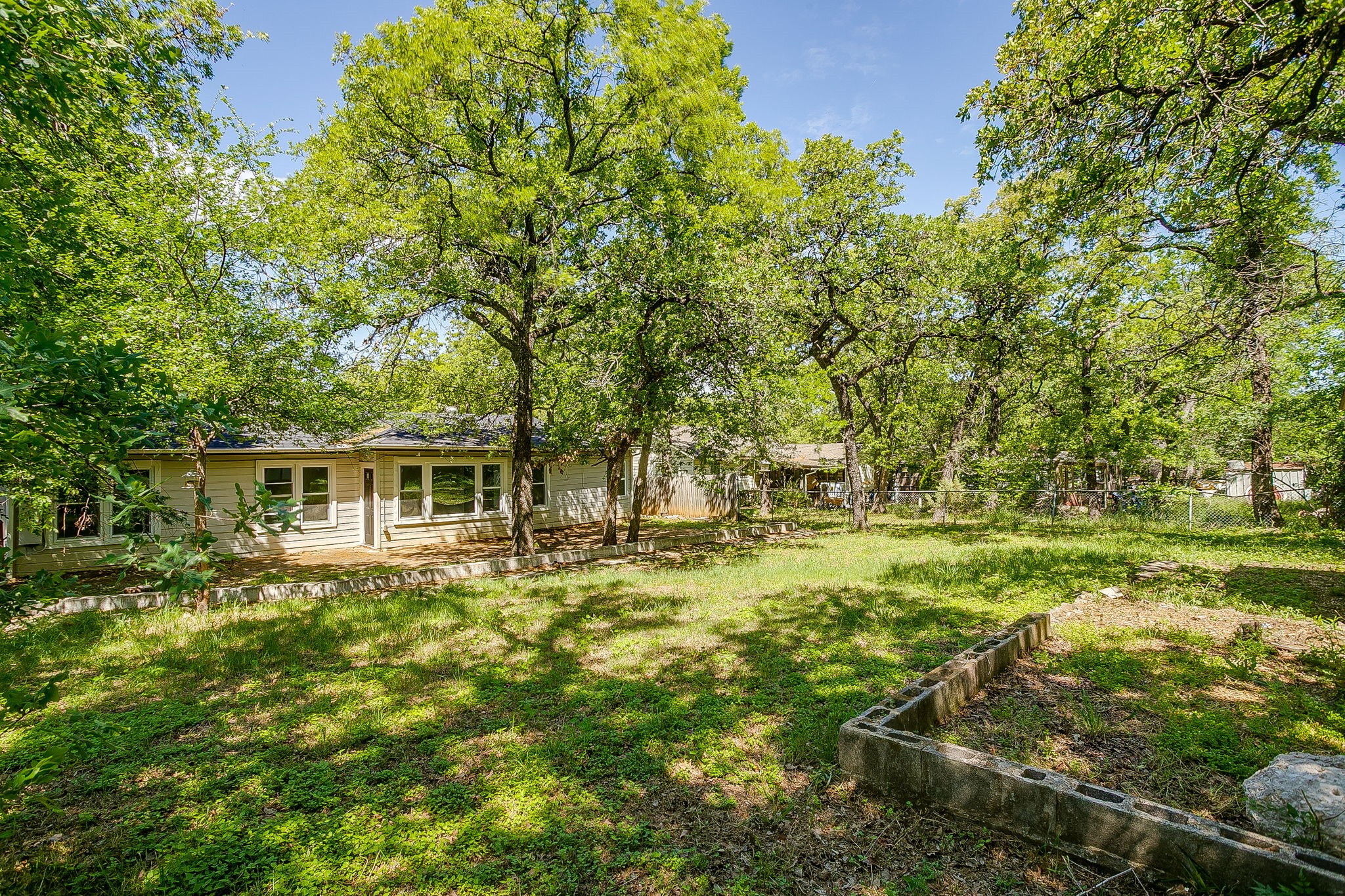 2515 Yeager Street Fort Worth TX 76112