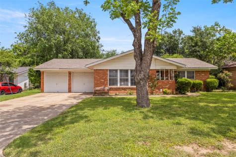 1021 Blue Lake Fort Worth TX 76103
