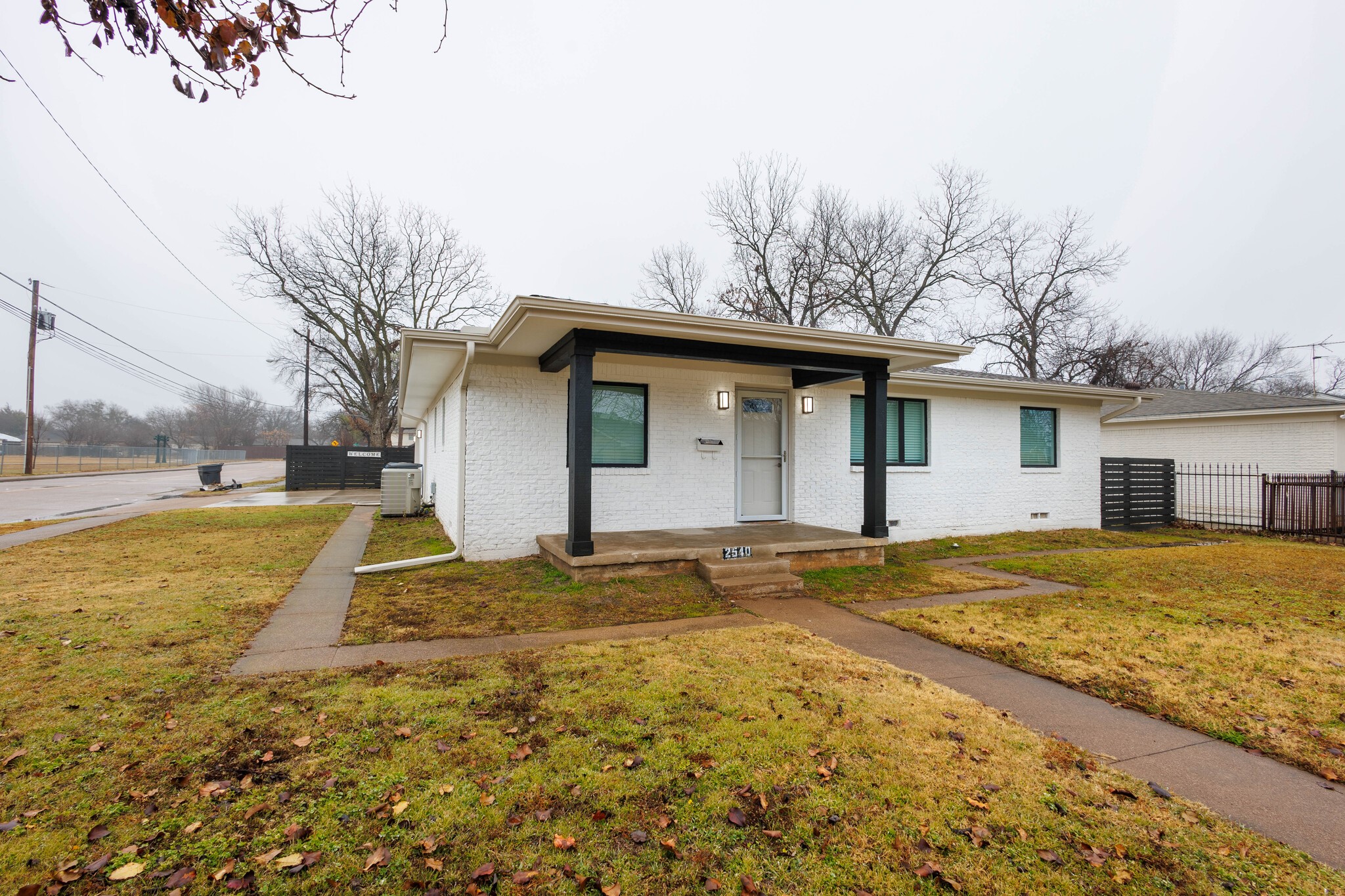 2540 Prichard Lane Dallas TX 75227