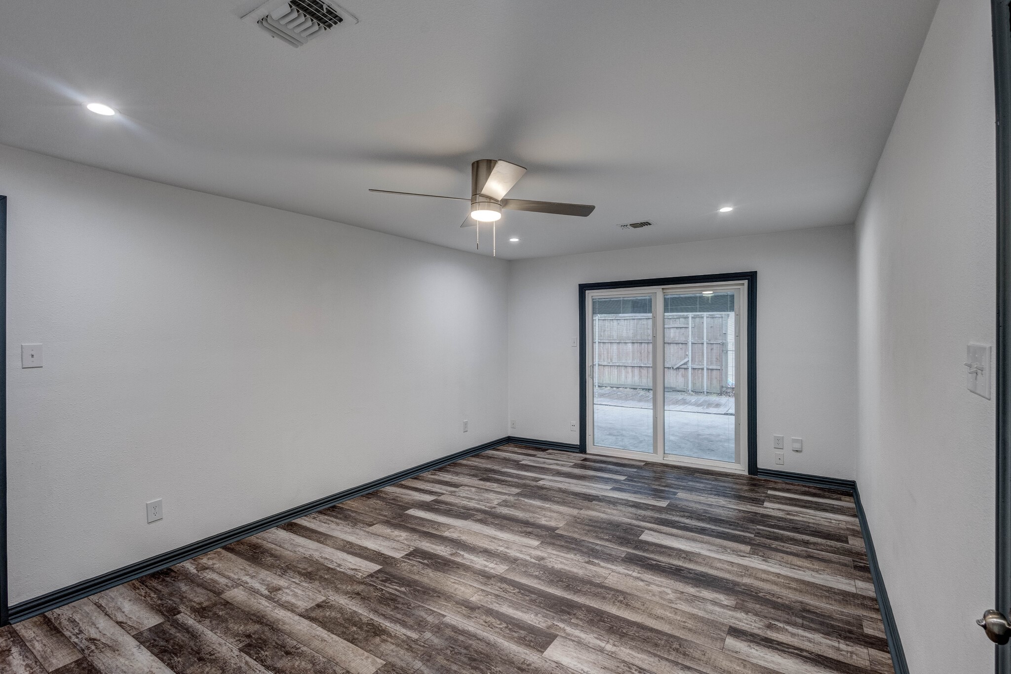 2540 Prichard Lane Dallas TX 75227