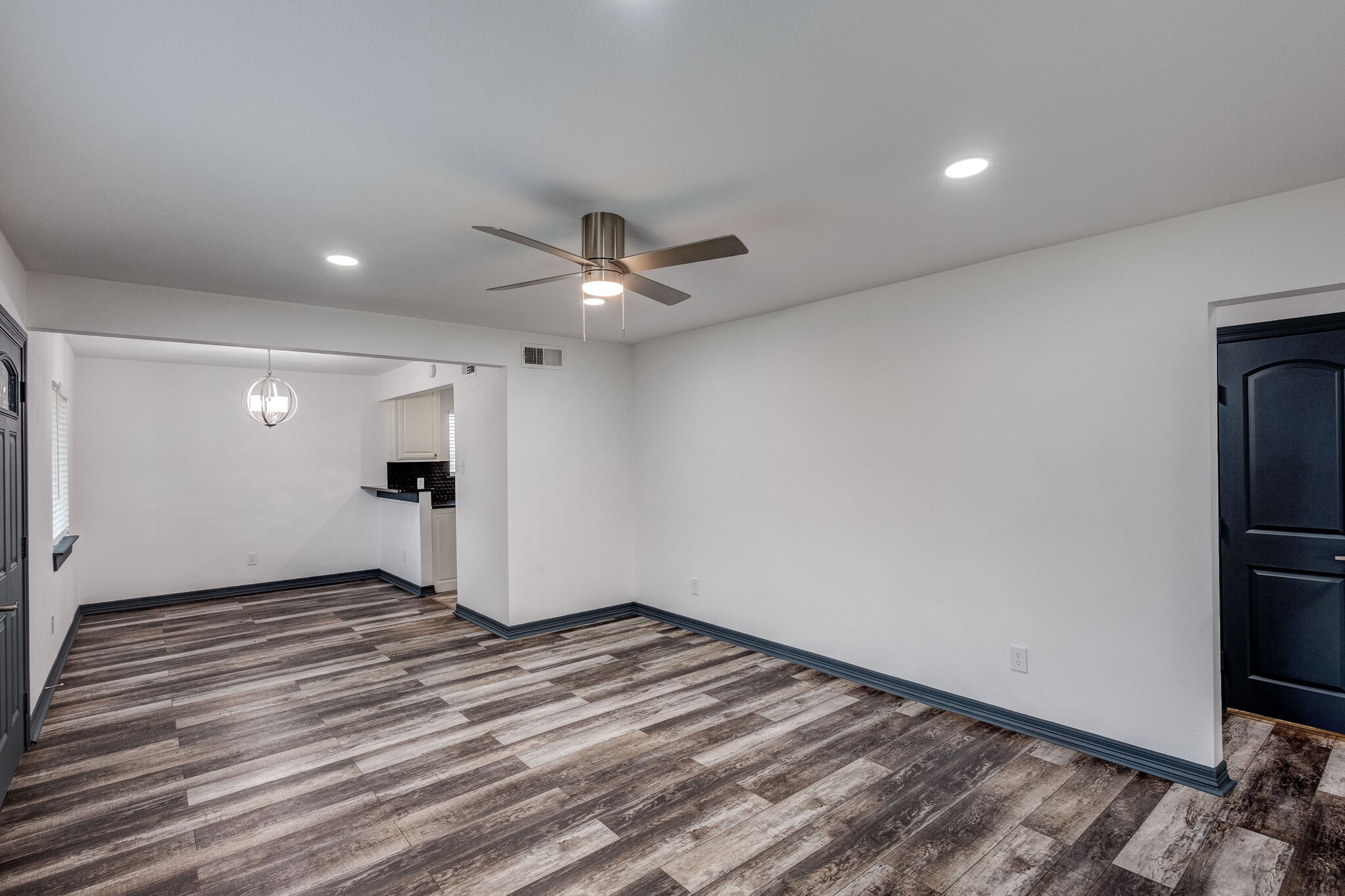 2540 Prichard Lane Dallas TX 75227