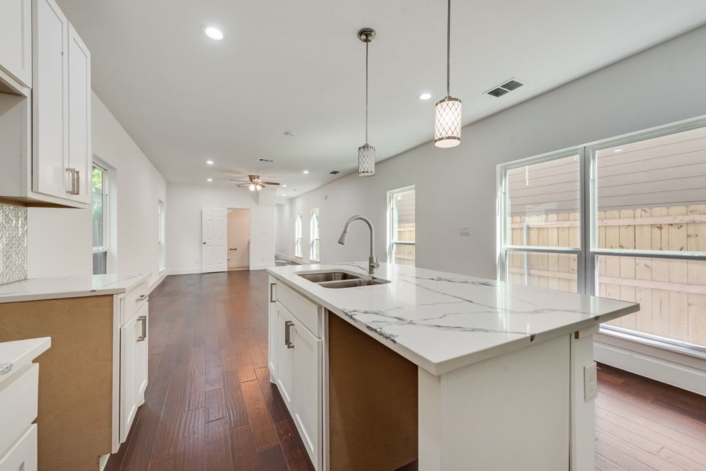 2346 Scott Street Dallas TX 75215