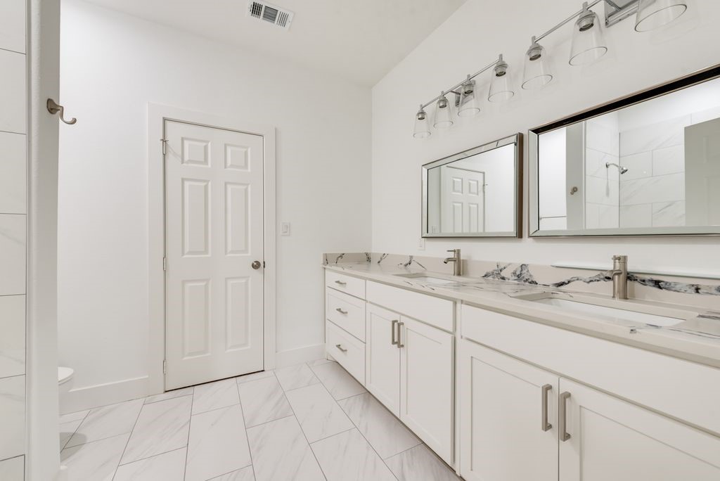 2346 Scott Street Dallas TX 75215
