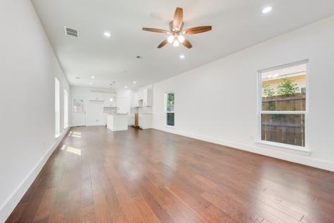 2346 Scott Street Dallas TX 75215