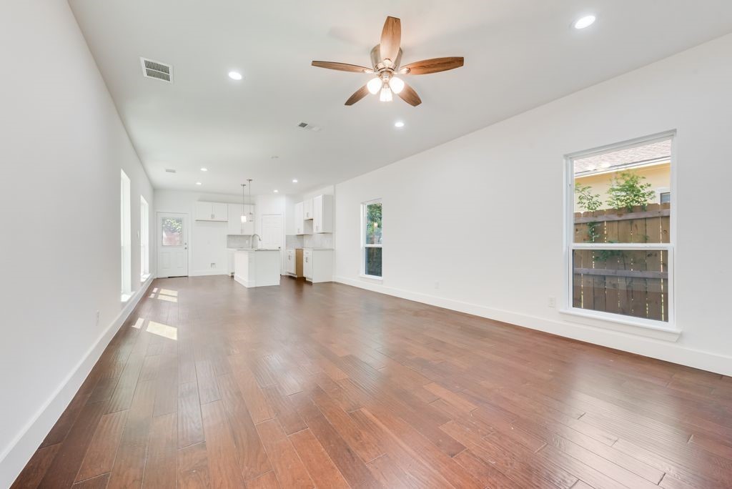 2346 Scott Street Dallas TX 75215