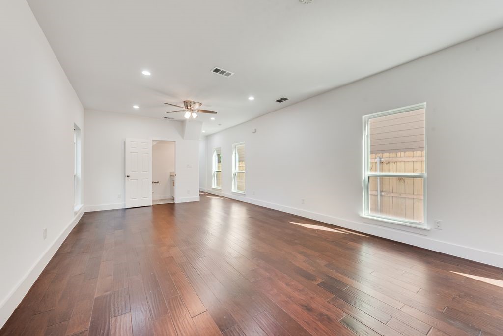 2346 Scott Street Dallas TX 75215