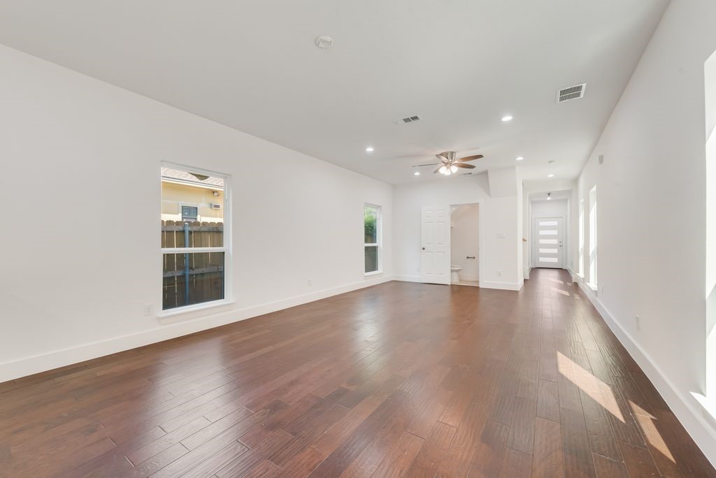 2346 Scott Street Dallas TX 75215