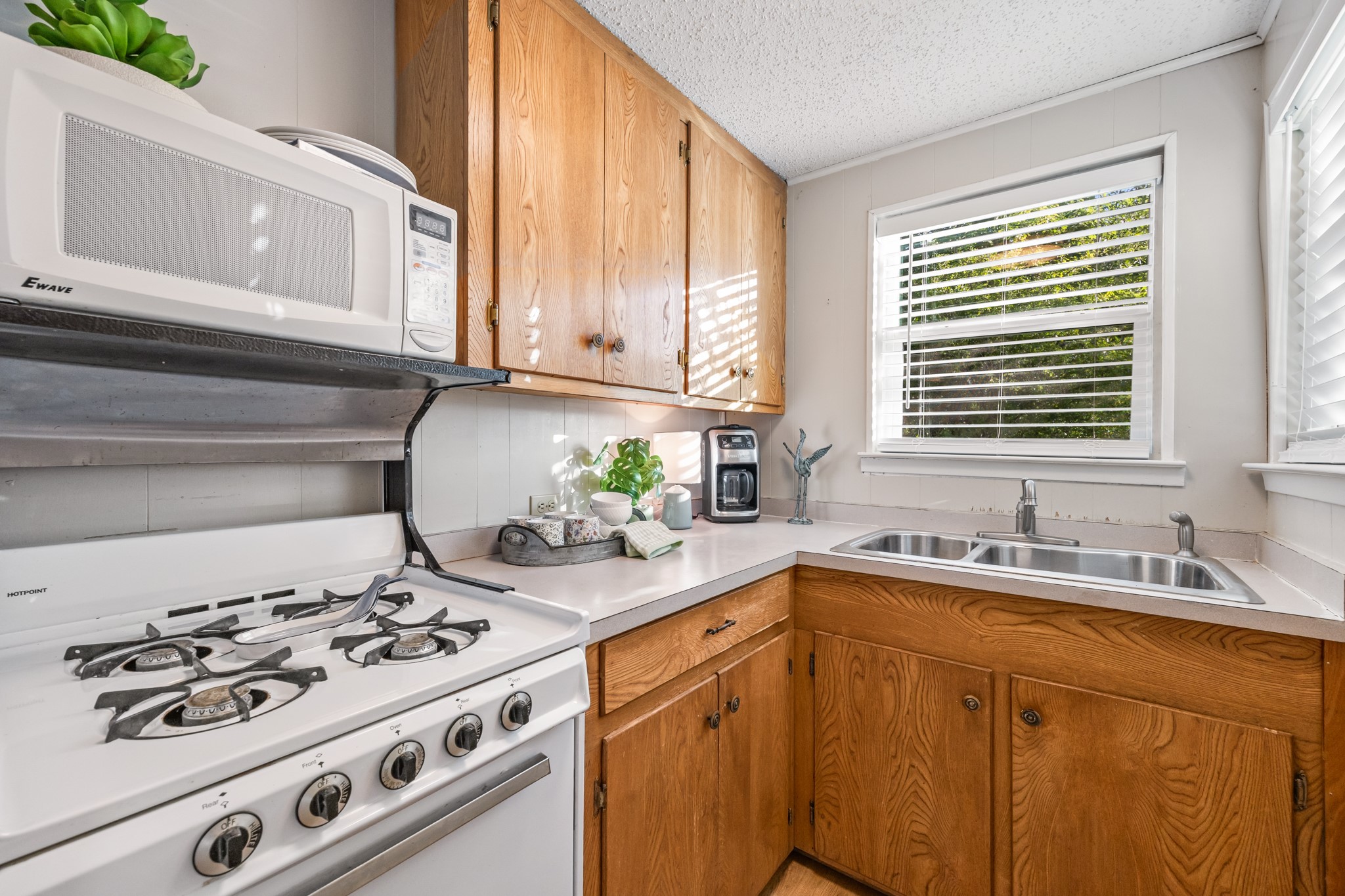 710 County Road 1699 Alba TX 75410
