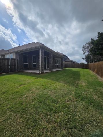 1719 Newport Lane Cedar Hill TX 75104