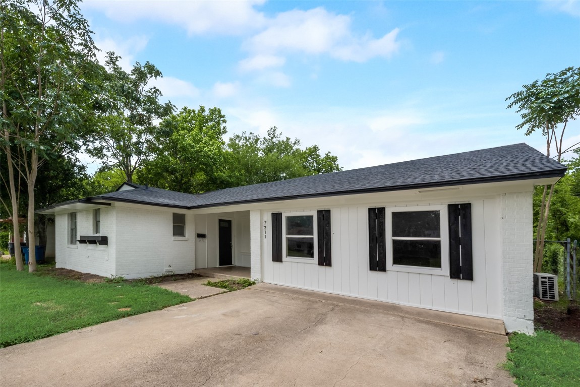 7211 Greenspan Avenue Dallas TX 75232