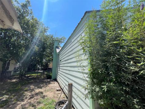 201 E 6th Street Lampasas TX 76550
