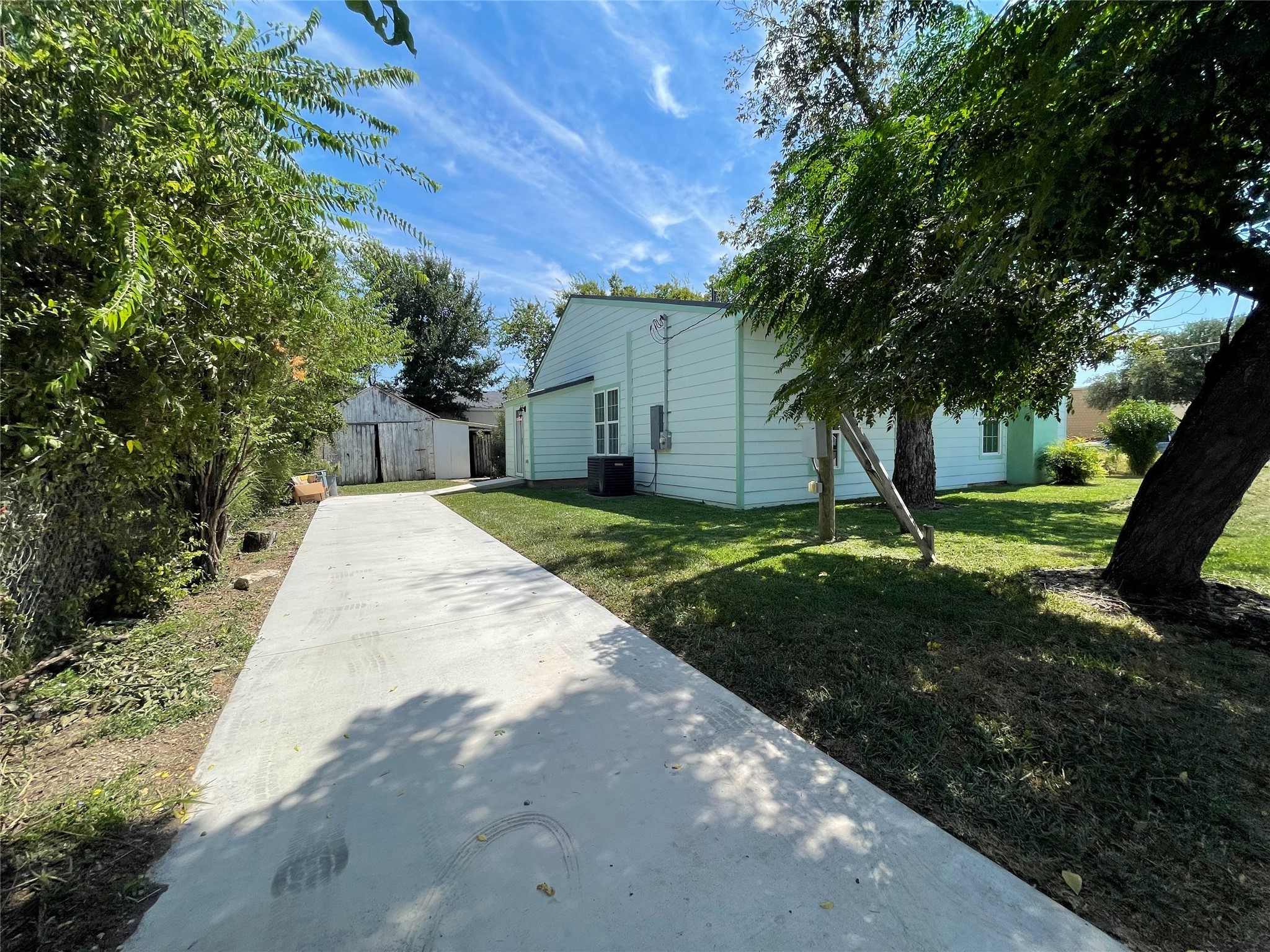201 E 6th Street Lampasas TX 76550