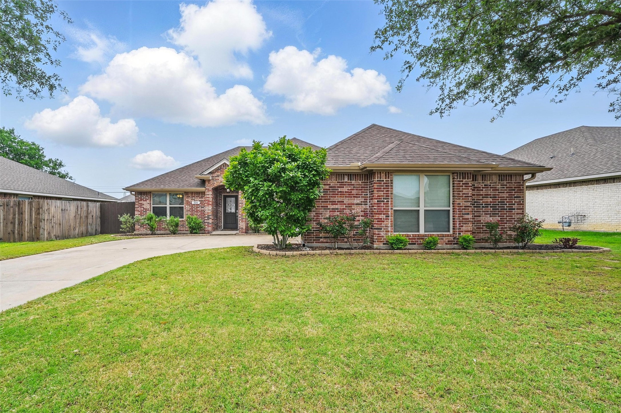 316 Village Parkway Crowley TX 76036