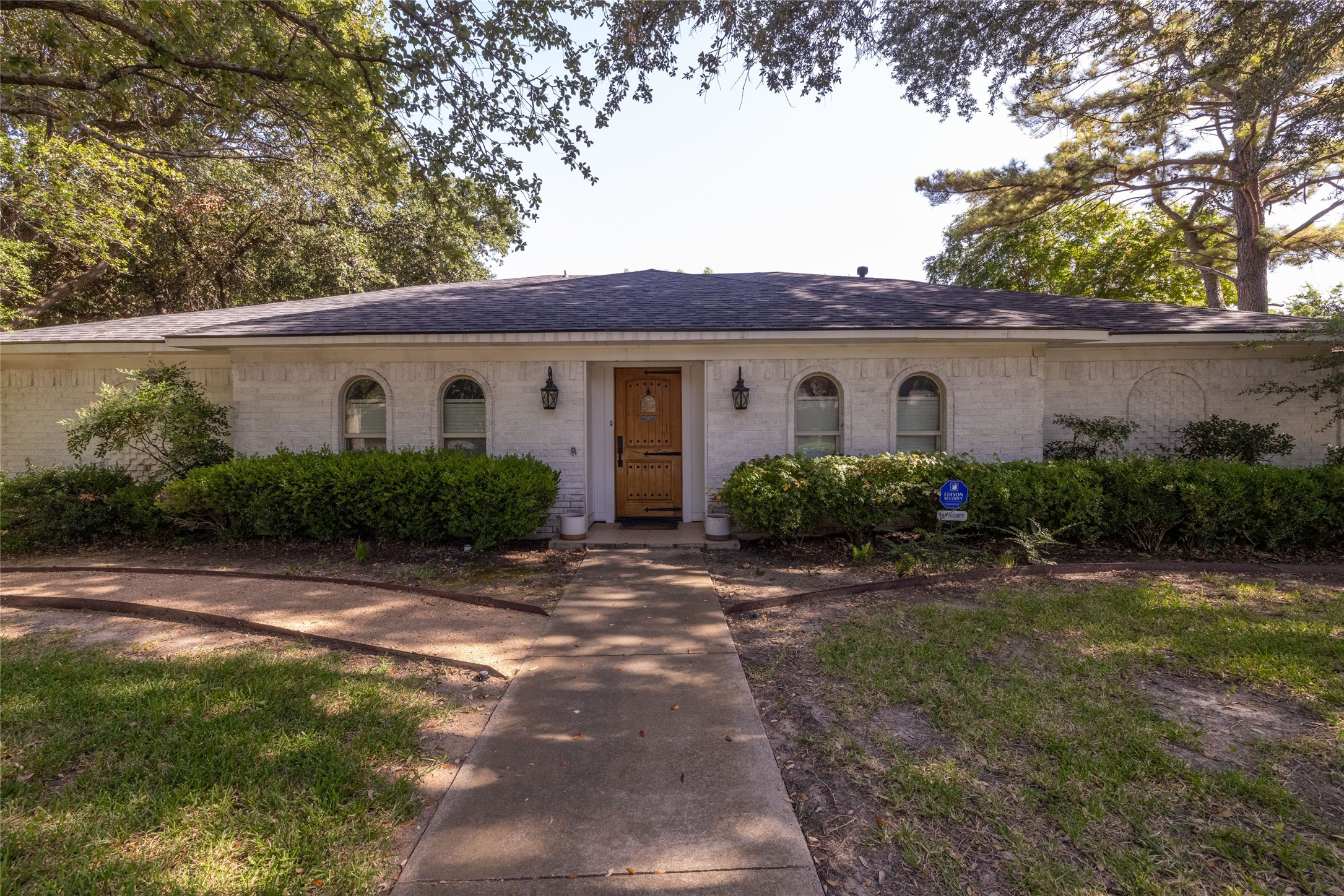 300 Greenbriar Lane Colleyville TX 76034