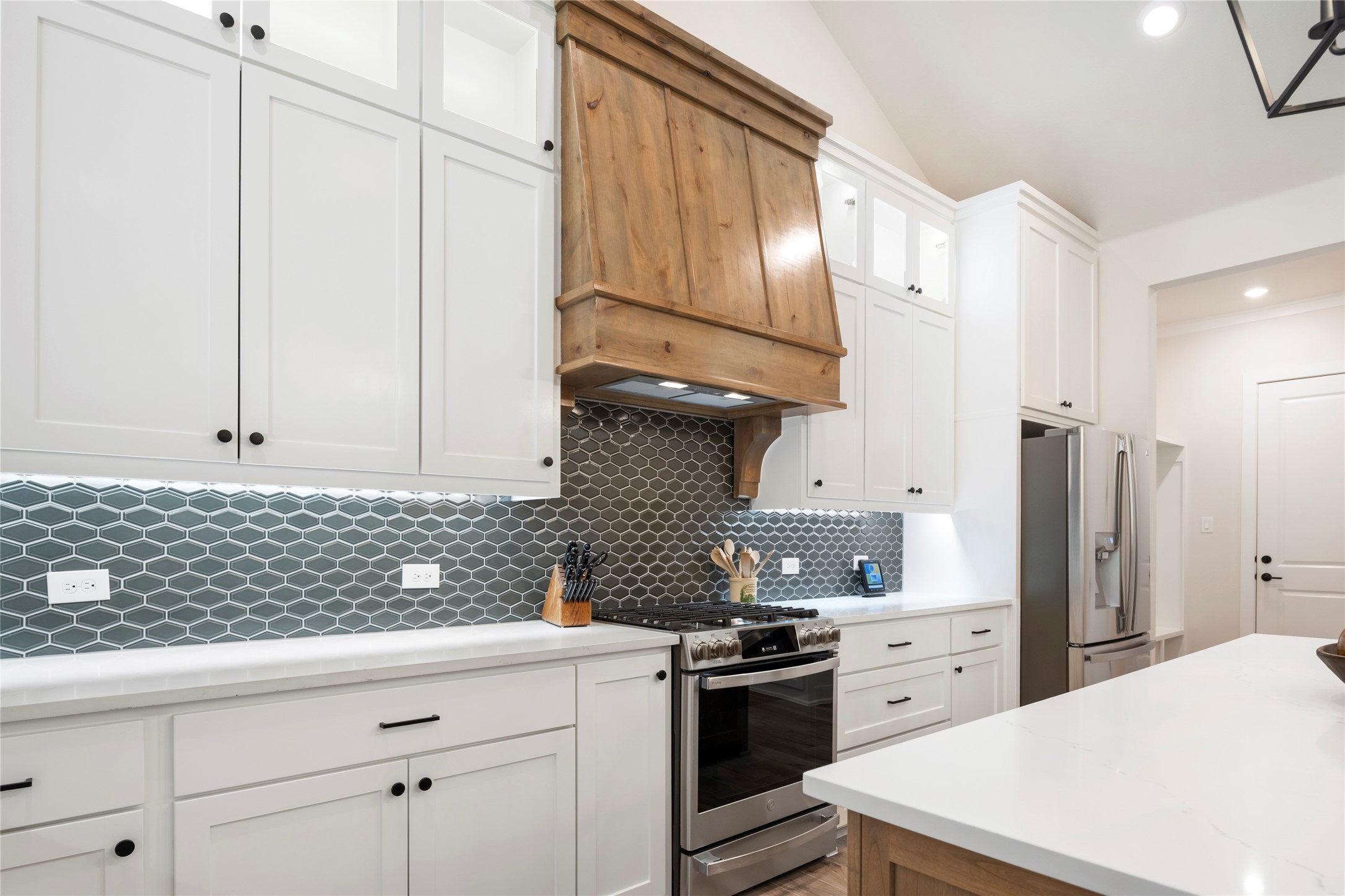 704 Abbey Road Van Alstyne TX 75495