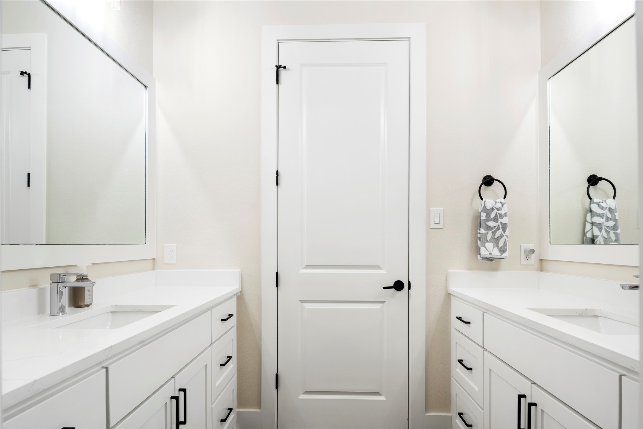 704 Abbey Road Van Alstyne TX 75495