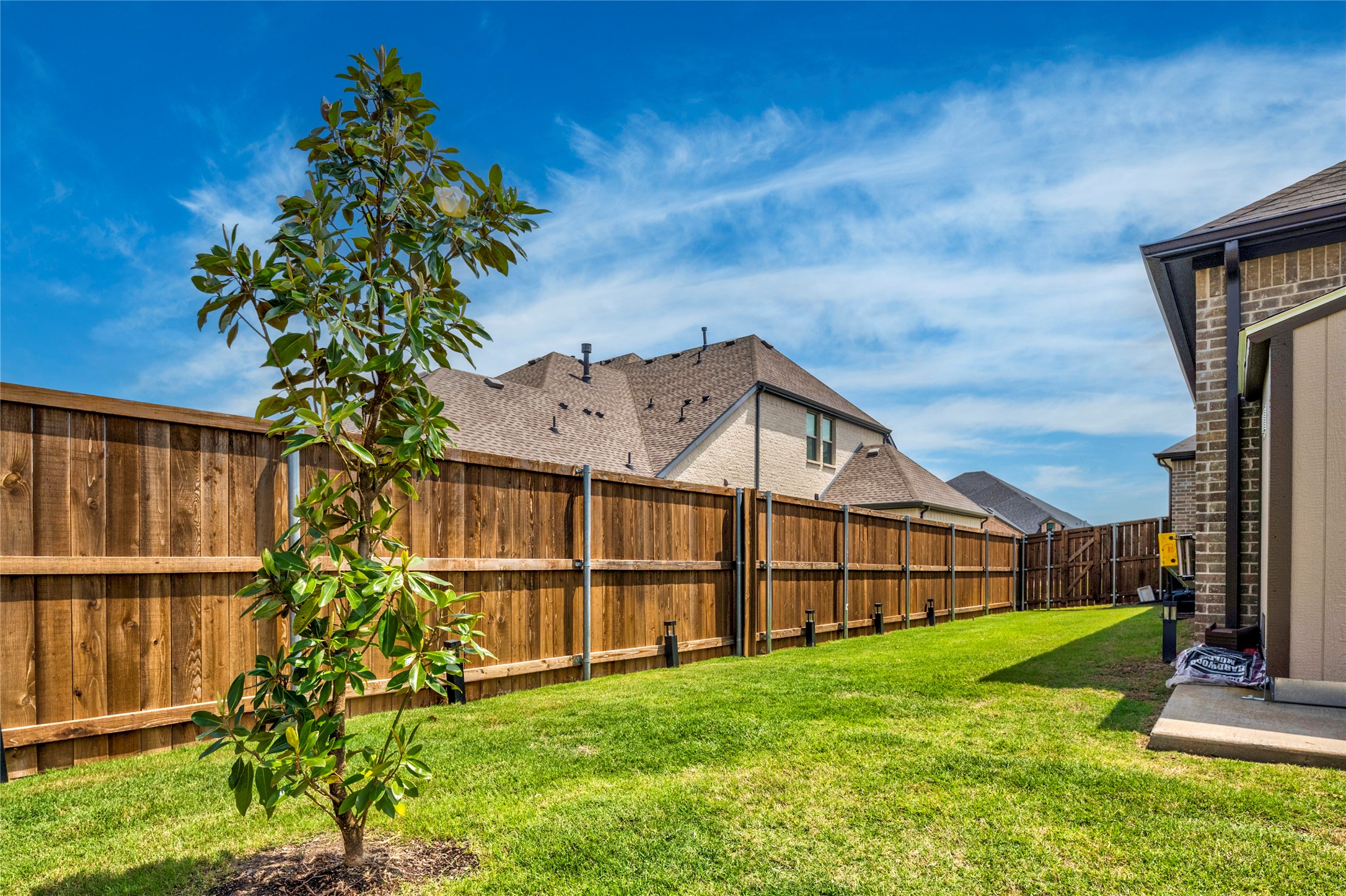 704 Abbey Road Van Alstyne TX 75495