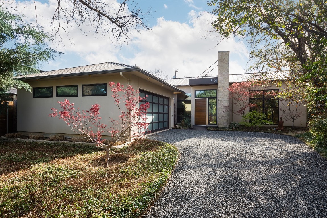 5044 Horseshoe Trail Dallas TX 75209