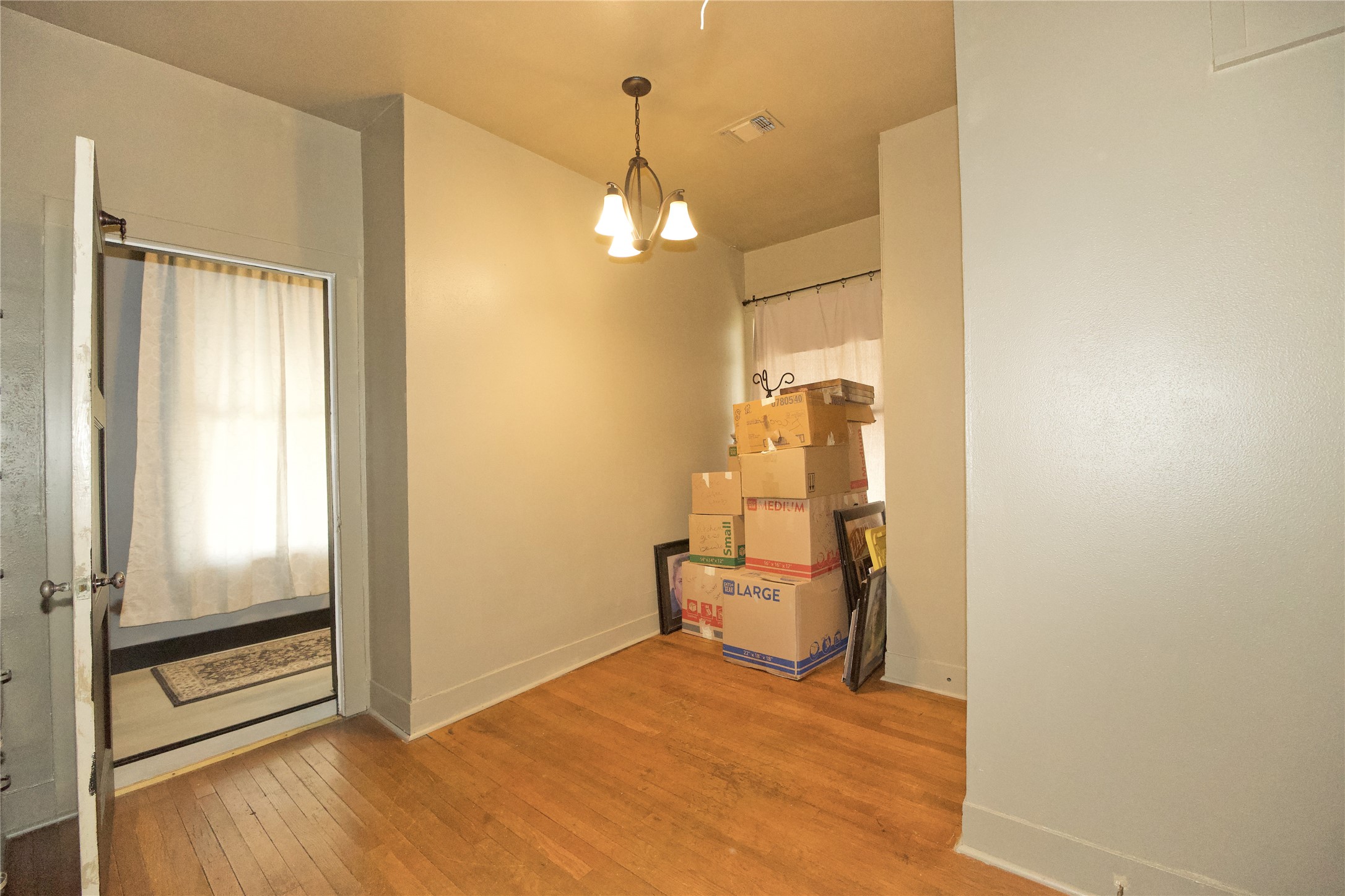 213 Clements Gainesville TX 76240