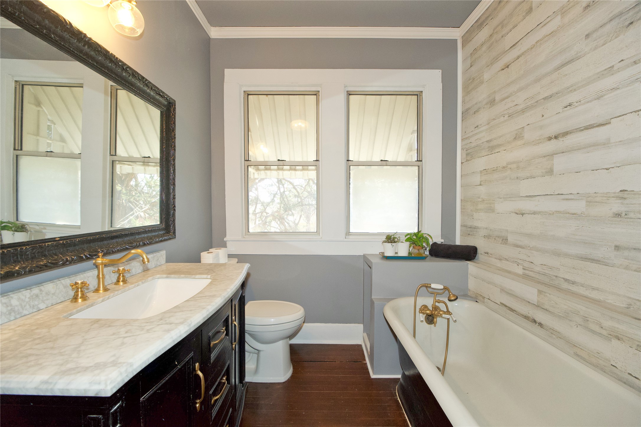 213 Clements Gainesville TX 76240