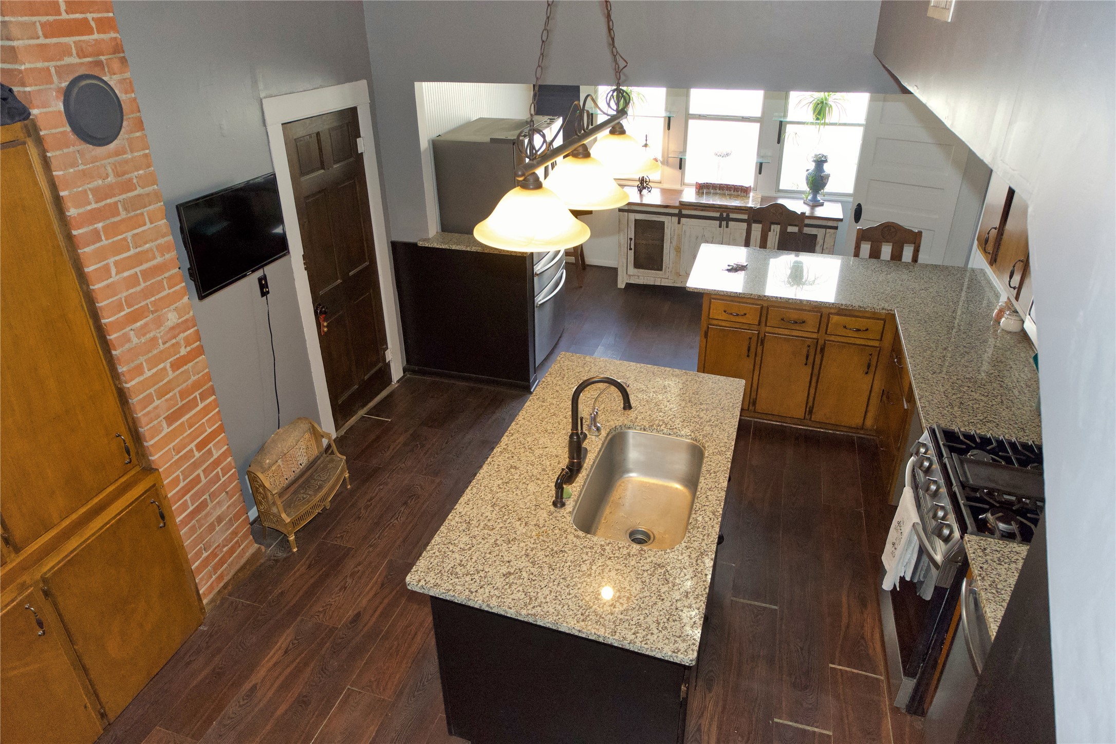 213 Clements Gainesville TX 76240