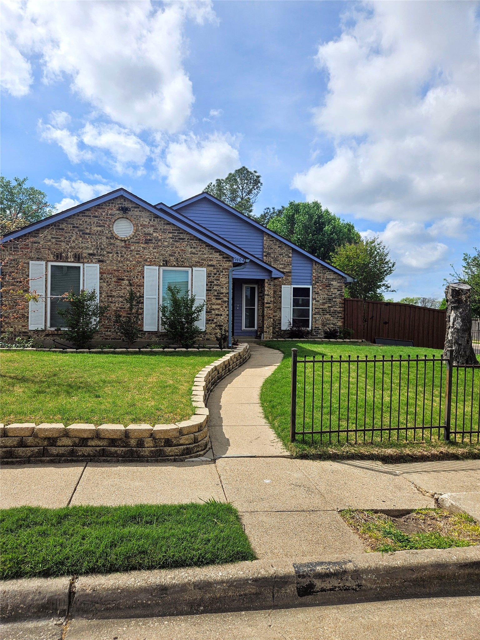 9404 Pinehaven Drive Dallas TX 75227