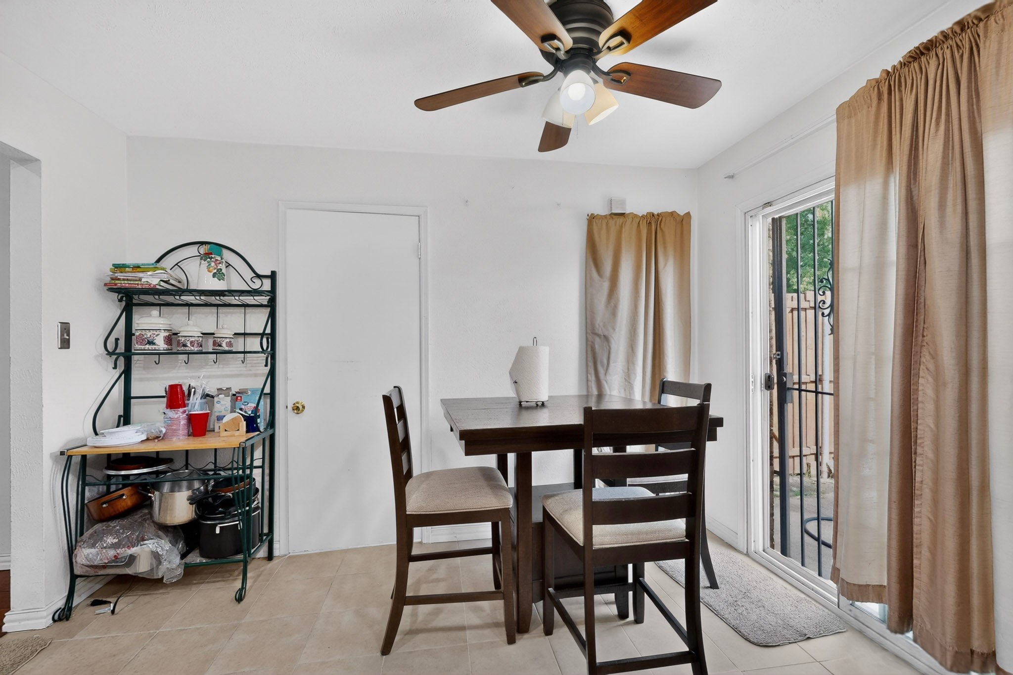 9404 Pinehaven Drive Dallas TX 75227