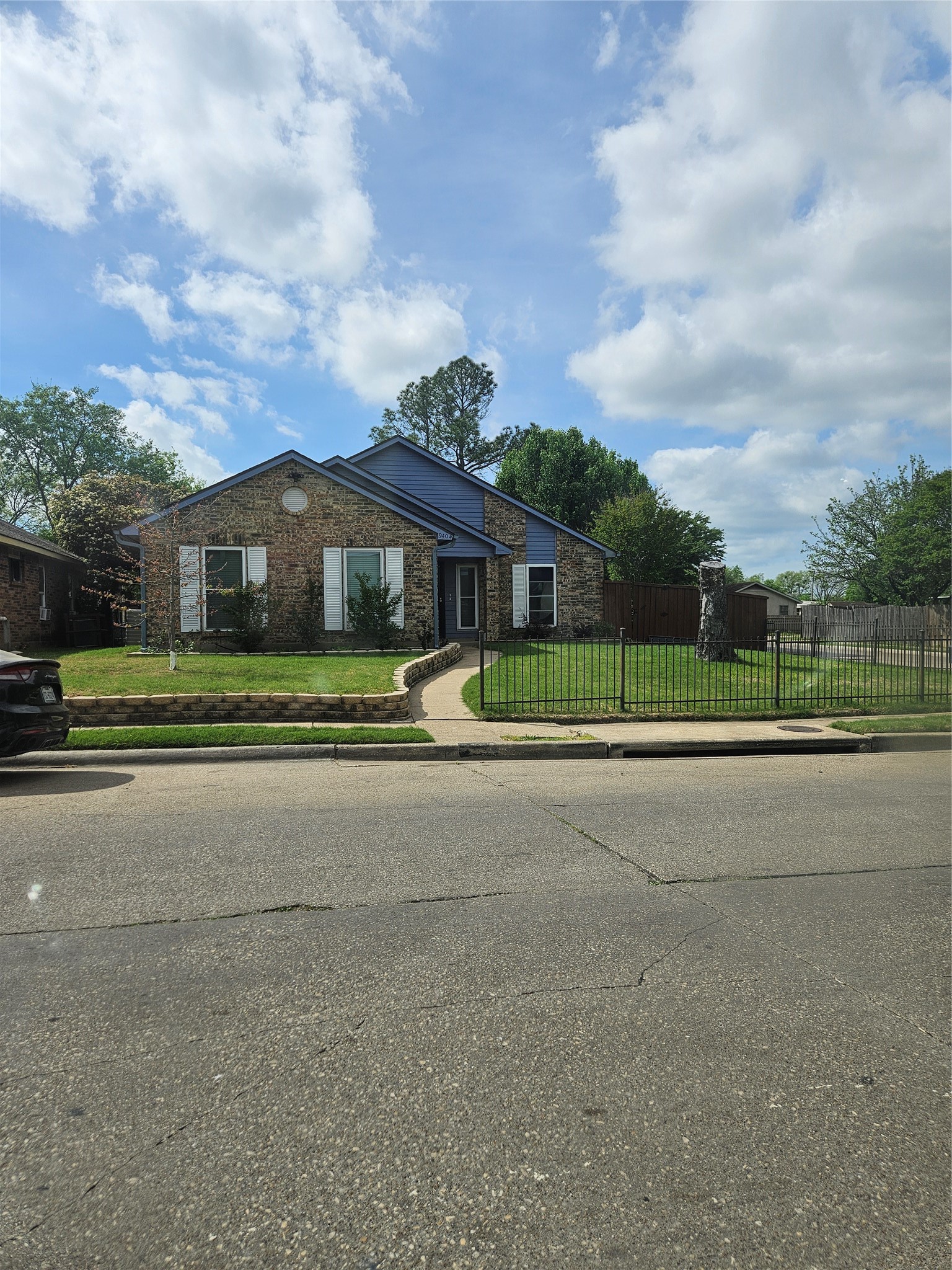9404 Pinehaven Drive Dallas TX 75227