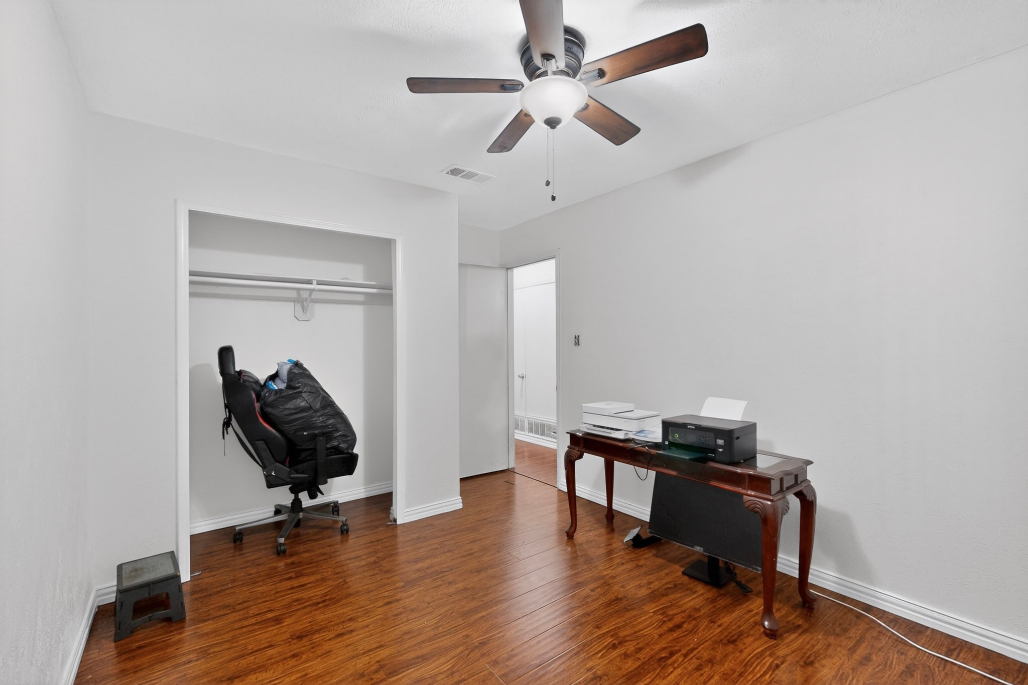 9404 Pinehaven Drive Dallas TX 75227