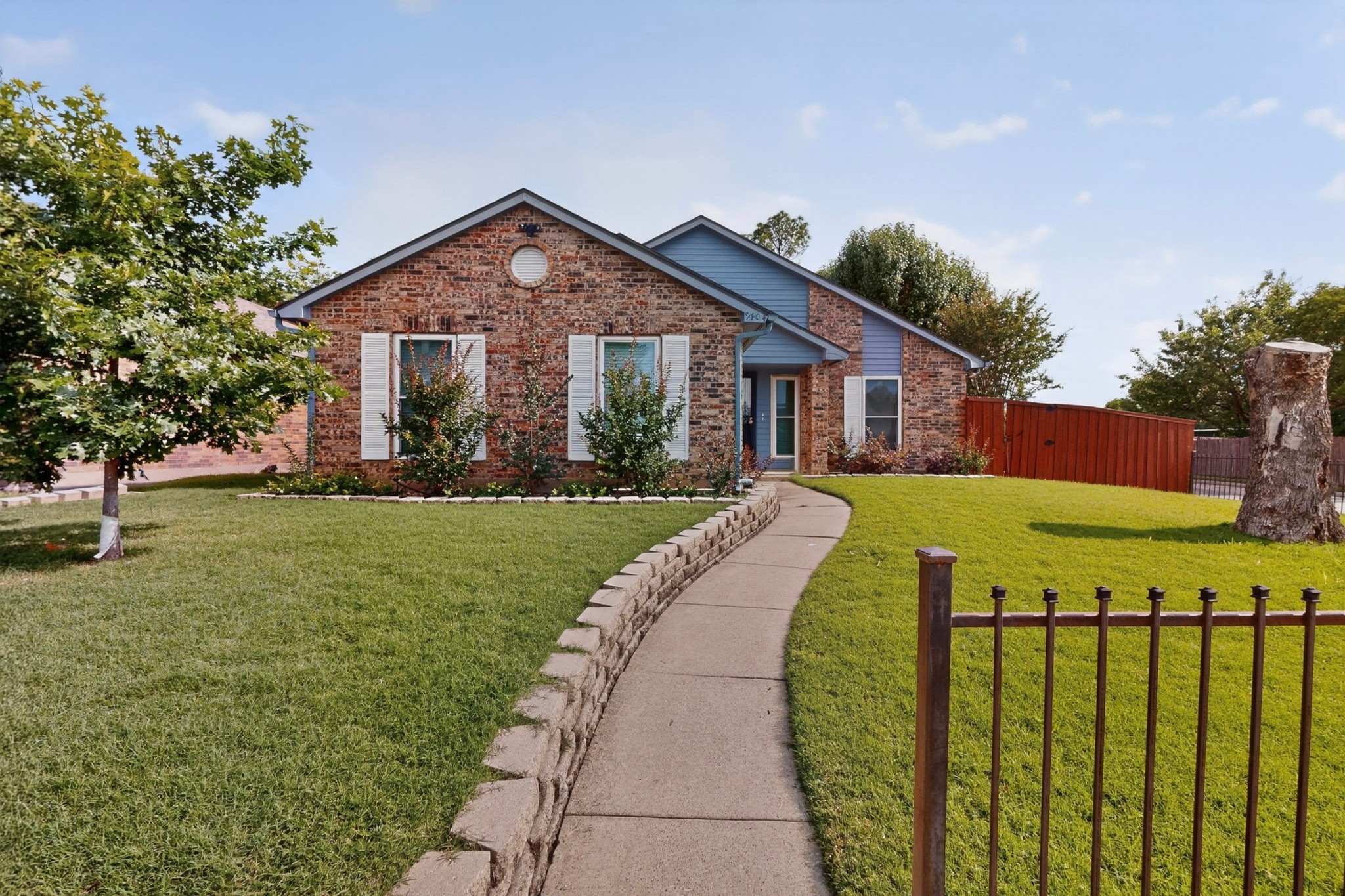 9404 Pinehaven Drive Dallas TX 75227