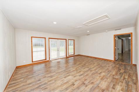 500 W London Street Bowie TX 76230
