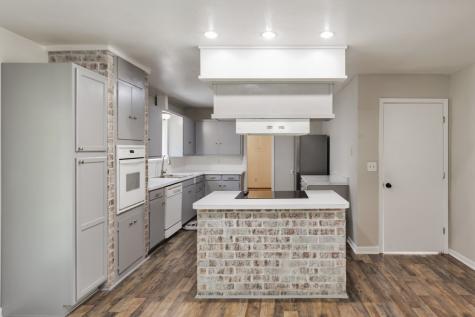 500 W London Street Bowie TX 76230