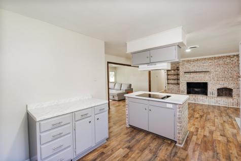 500 W London Street Bowie TX 76230