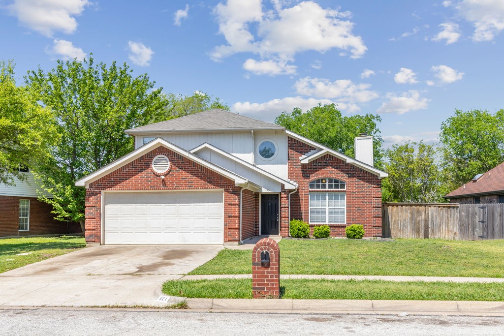 921 Tennessee Trail Arlington TX 76017