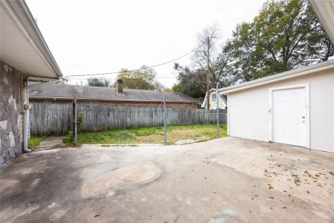 2503 Bois D Arc Street Commerce TX 75428