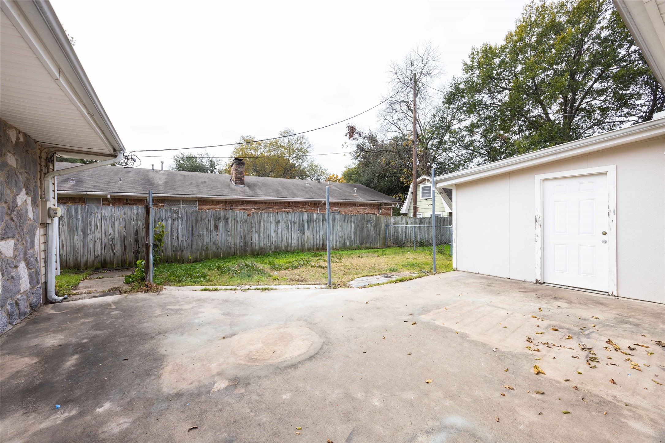 2503 Bois D Arc Street Commerce TX 75428